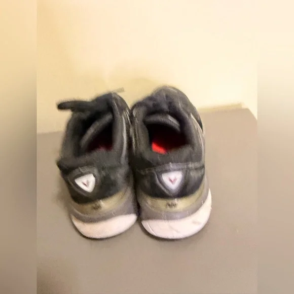 Mens New Balance 990v5 Walking Shoes Made in USA